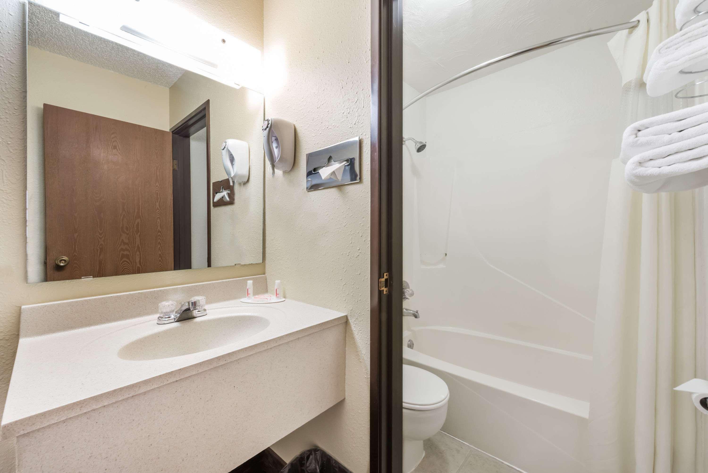Super 8 By Wyndham Canon City Extérieur photo