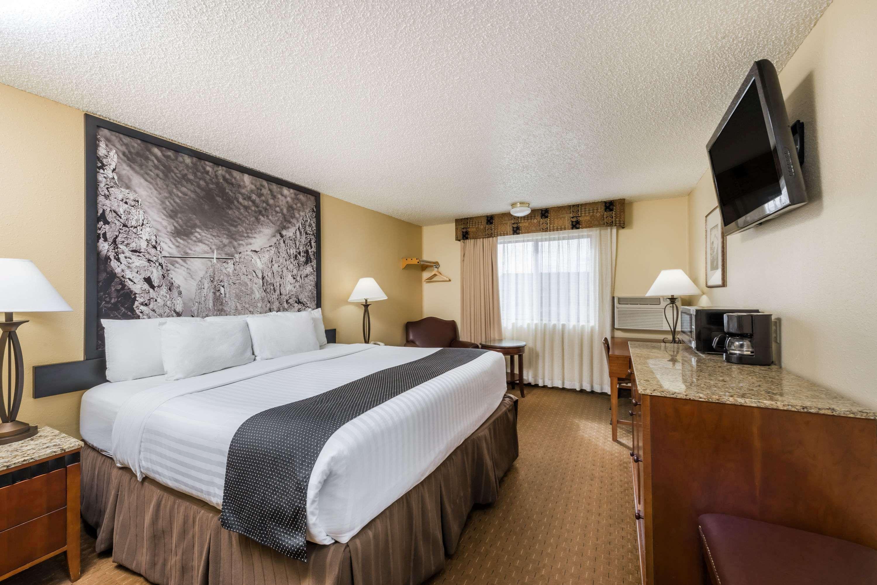 Super 8 By Wyndham Canon City Extérieur photo